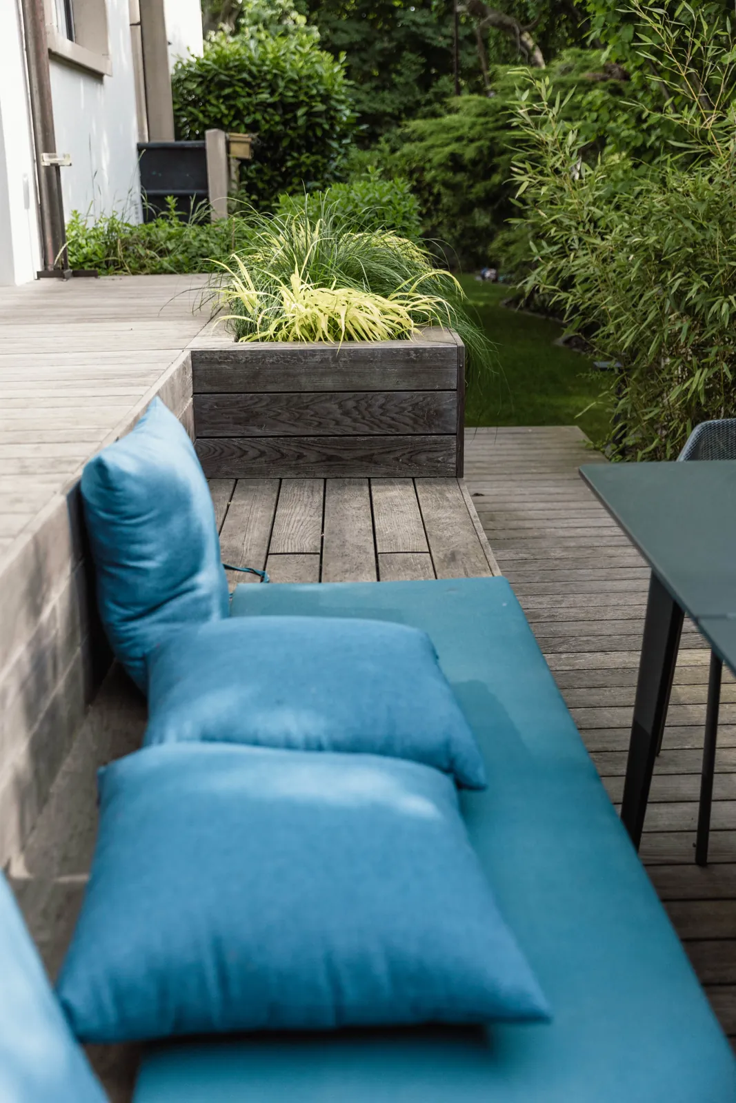 tom pousse paysage aménagement banquette bois jardin terrasse strasbourg Image principale du projet