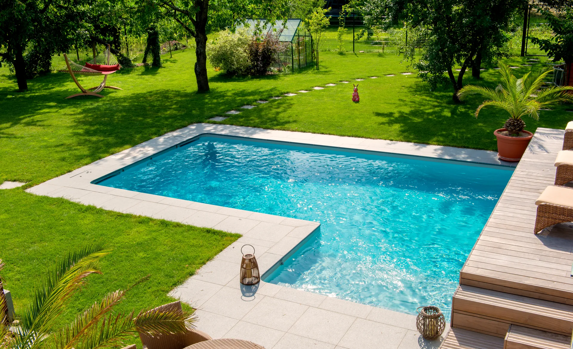 tom pousse paysage après travaux piscine et plage piscine vue 3b