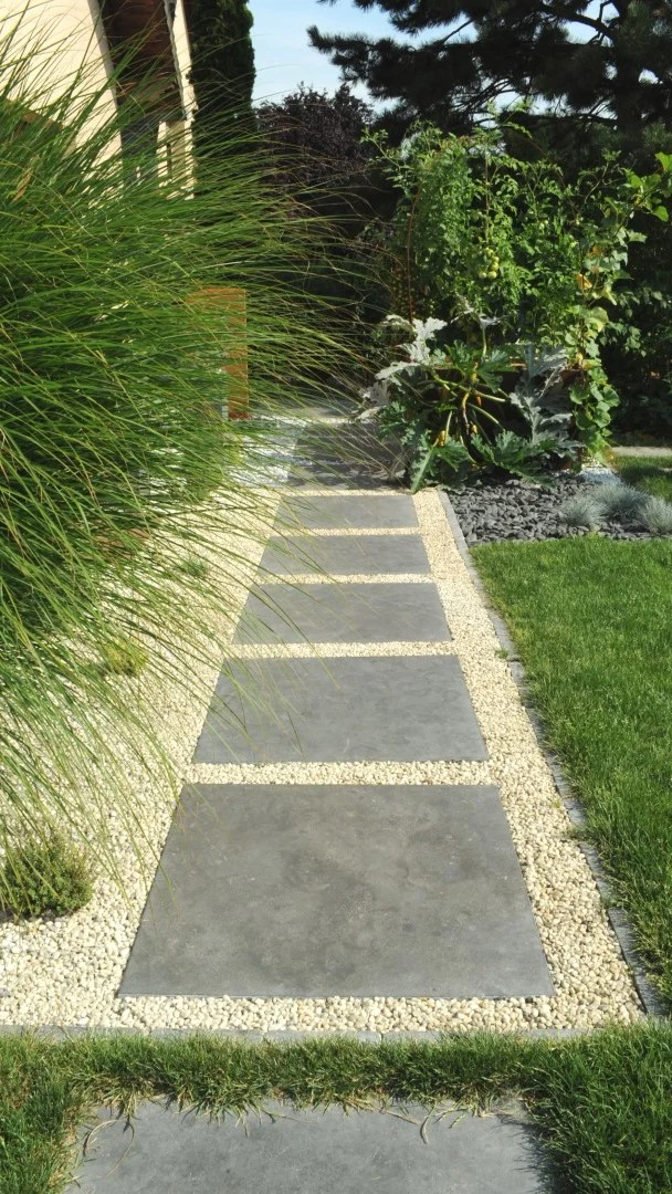 tom pousse paysage entretien désherbage allées gravier