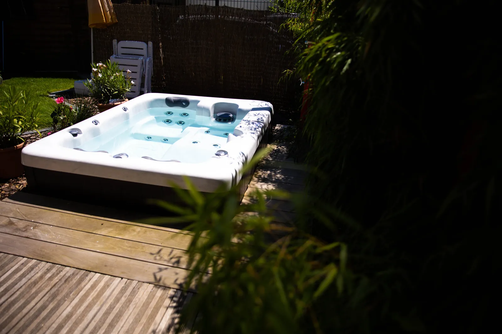 tom pousse paysage spa jardin terrasse bois