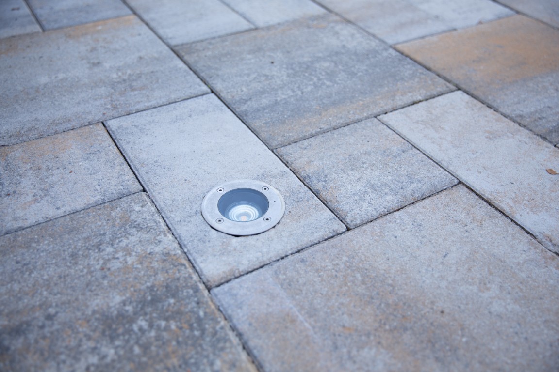 13 éclairage extérieur spot intégré dans circulation jardin pavage tom pousse paysage